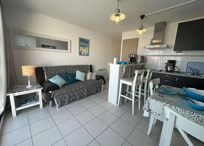 2 Pieces Avec Balcon Et Parking Prive - Fr-1-224b-71 Appartement *